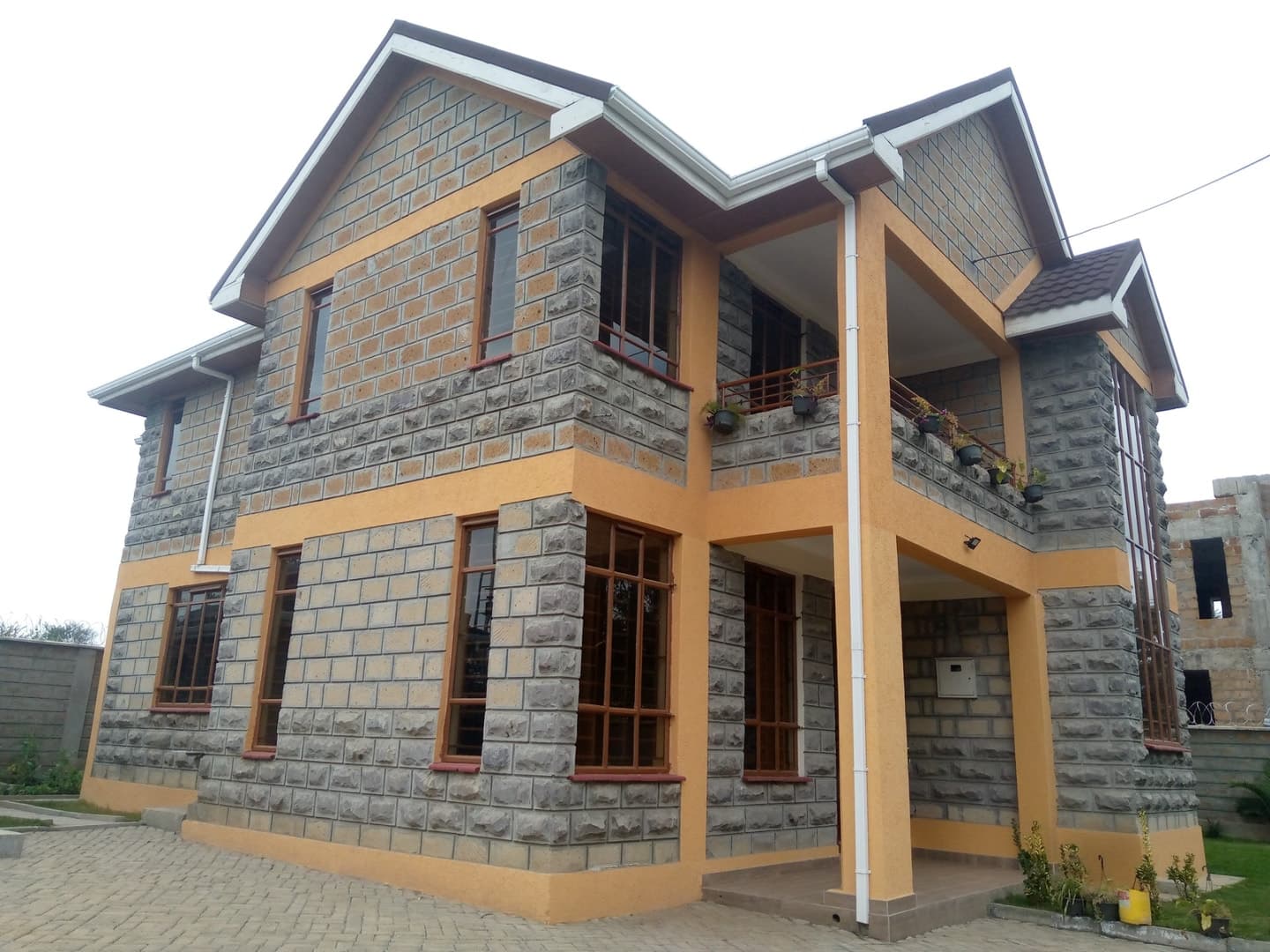 Property - Image 2