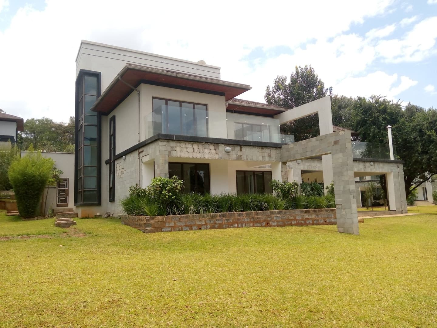 Property - Image 3