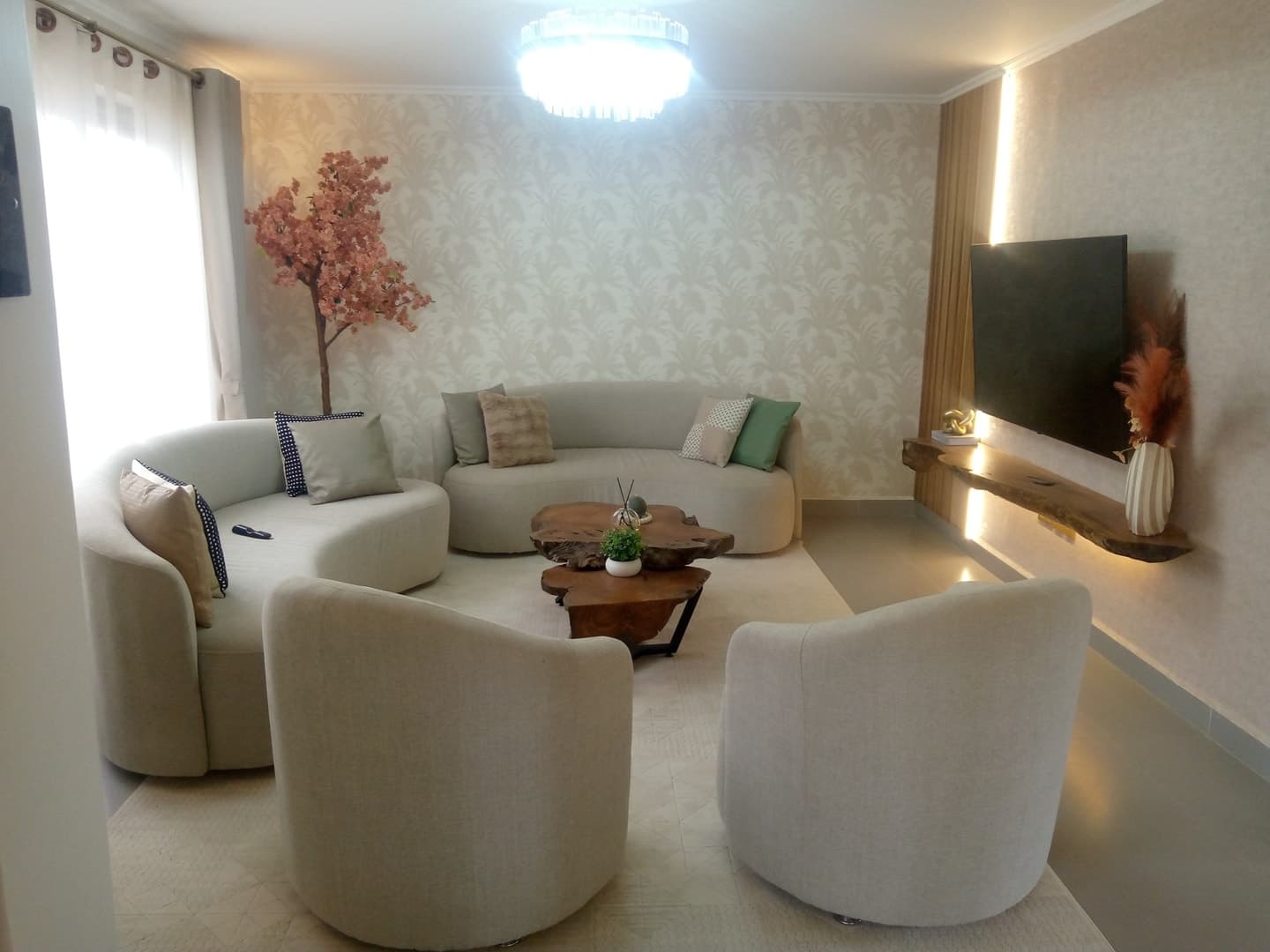 Property - Image 1