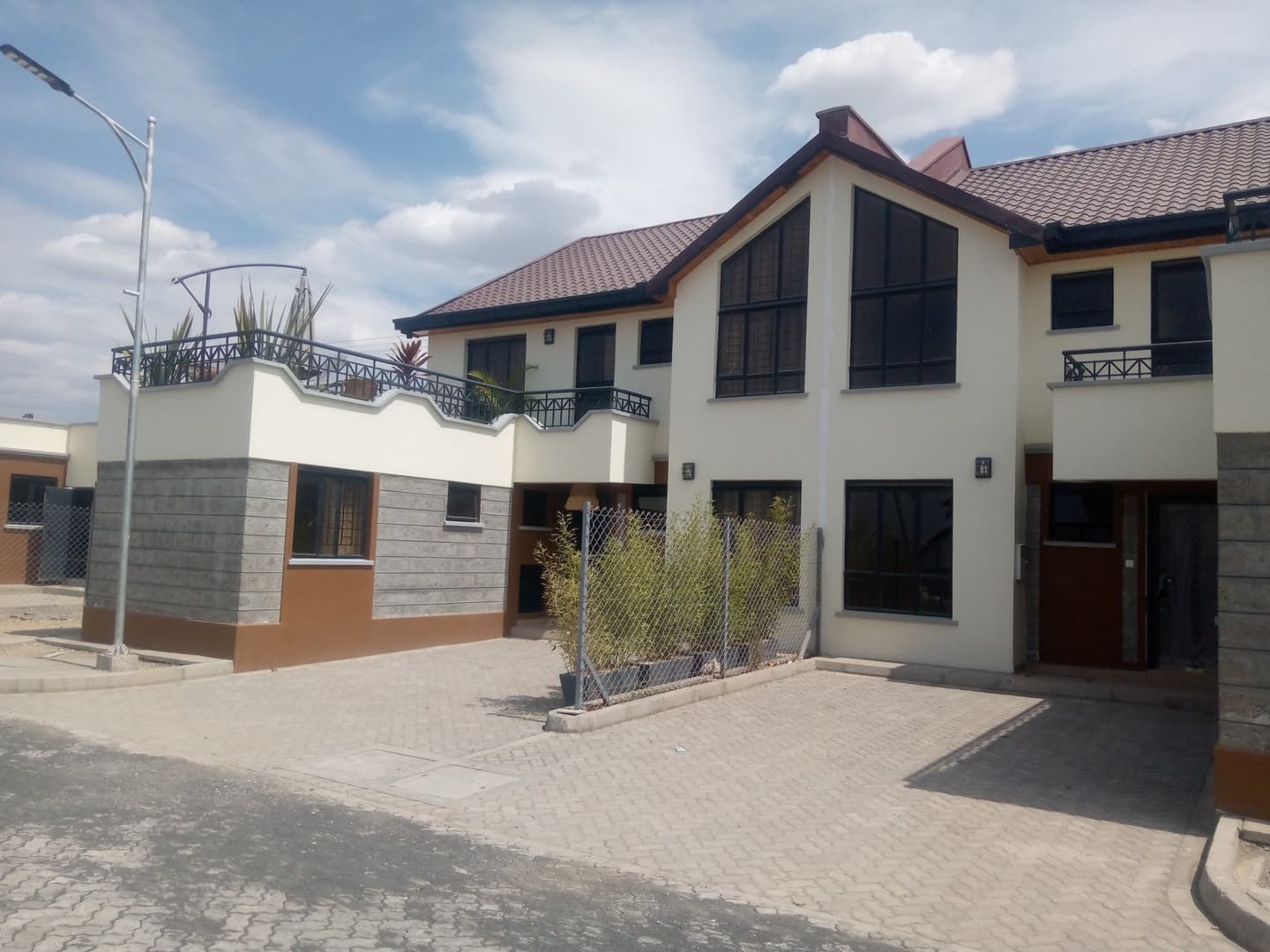 Property - Image 2