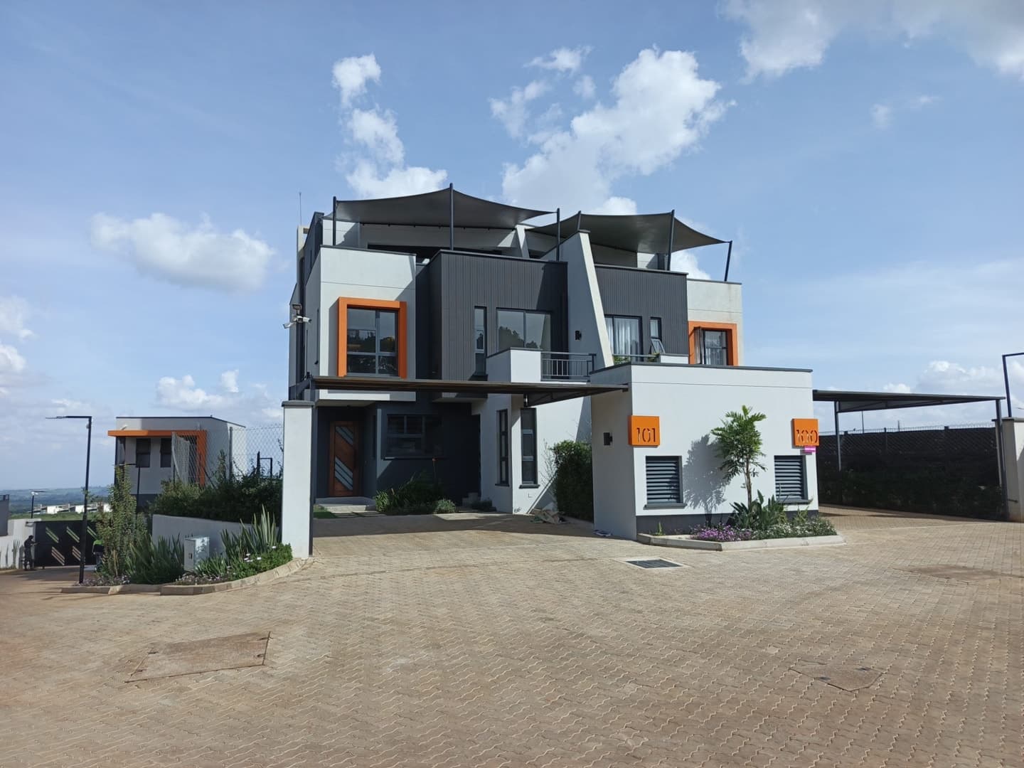Property - Image 1
