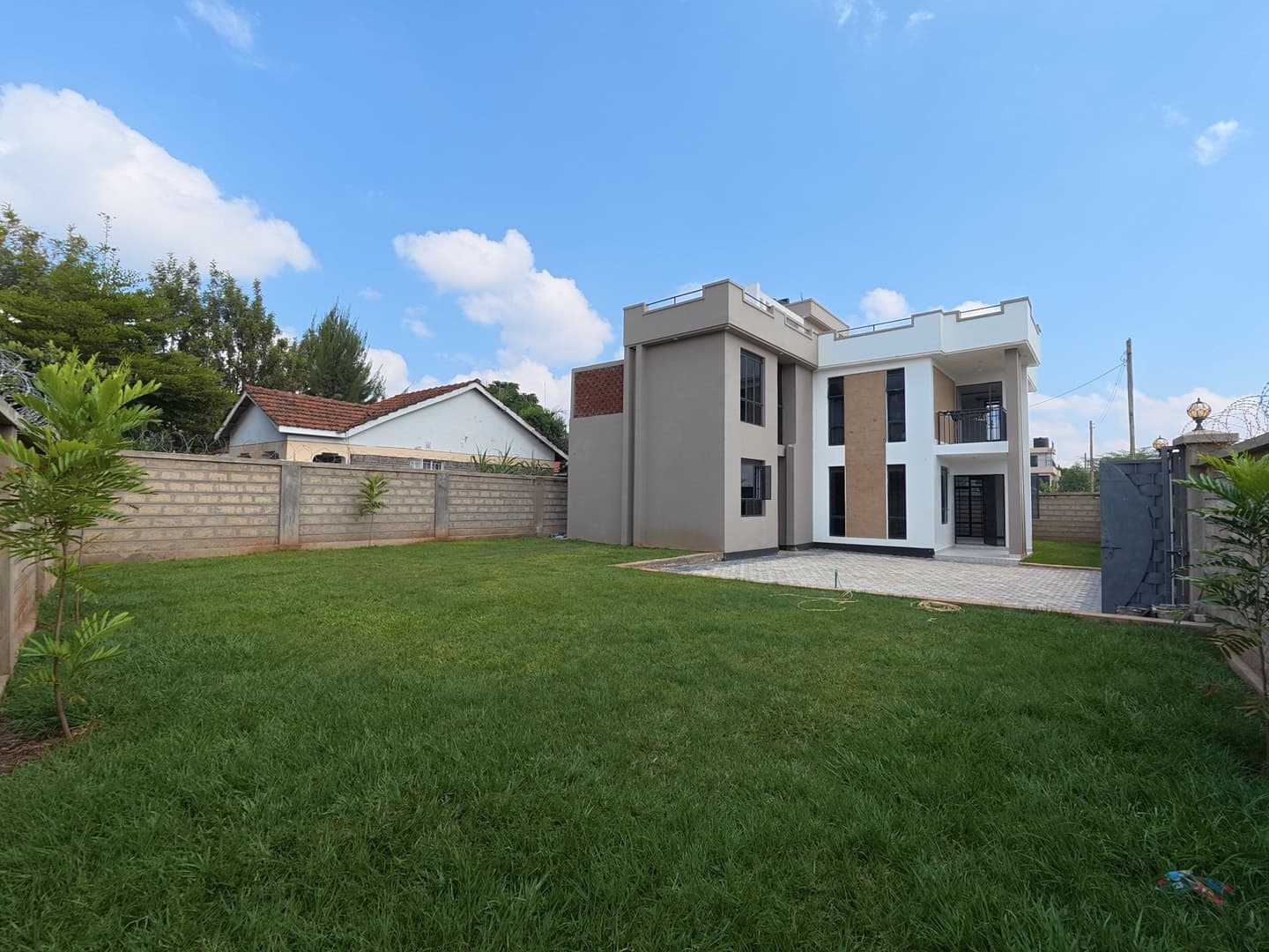 Property - Image 1