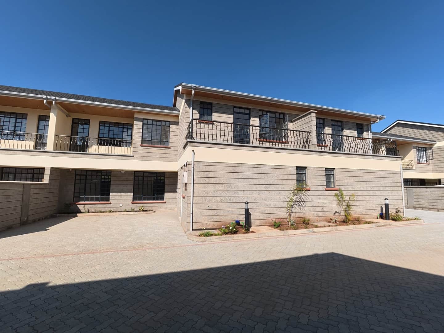4 Bedroom Townhouse with DSQ for Sale in Syokimau β KSh 15.5M