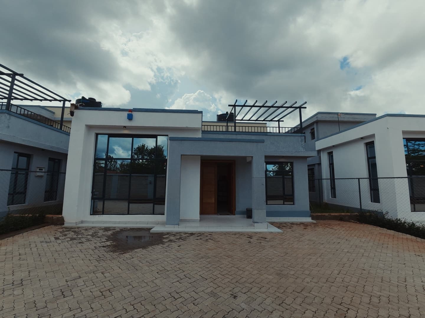 Property - Image 1