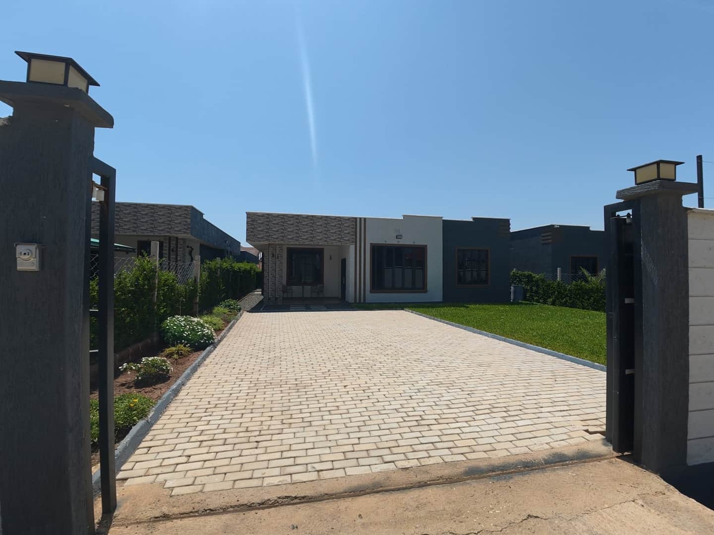 3 Bedroom Flat-Roof Bungalow with DSQ for Sale in Muigai, Kitengela – KSh 12.5M
