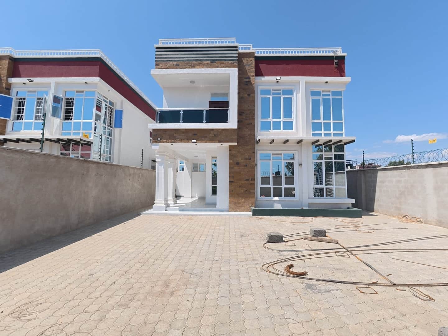 Luxury 4 Bedroom All-Ensuite Maisonette with DSQ for Sale in Muigai, Kitengela – KSh 20M