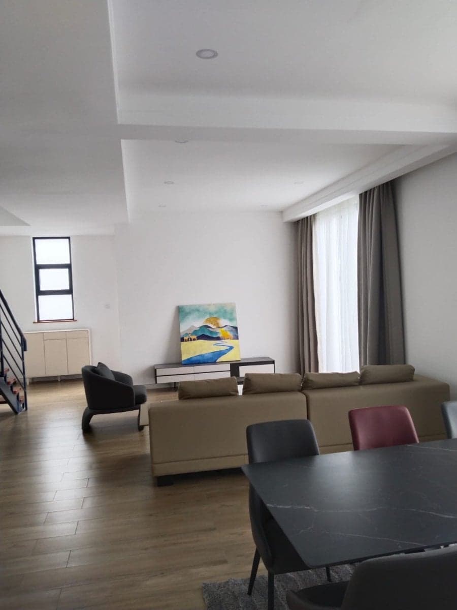 Property - Image 8