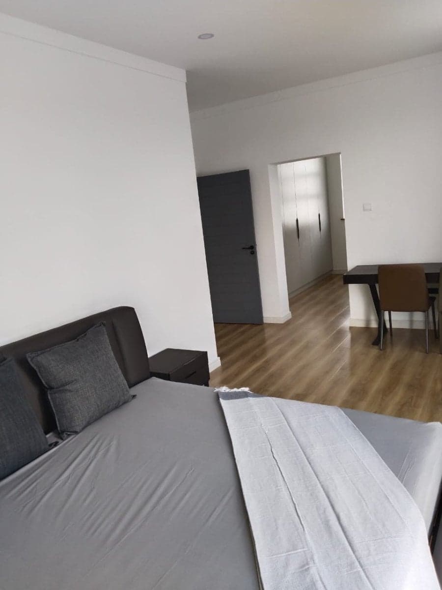 Property - Image 5
