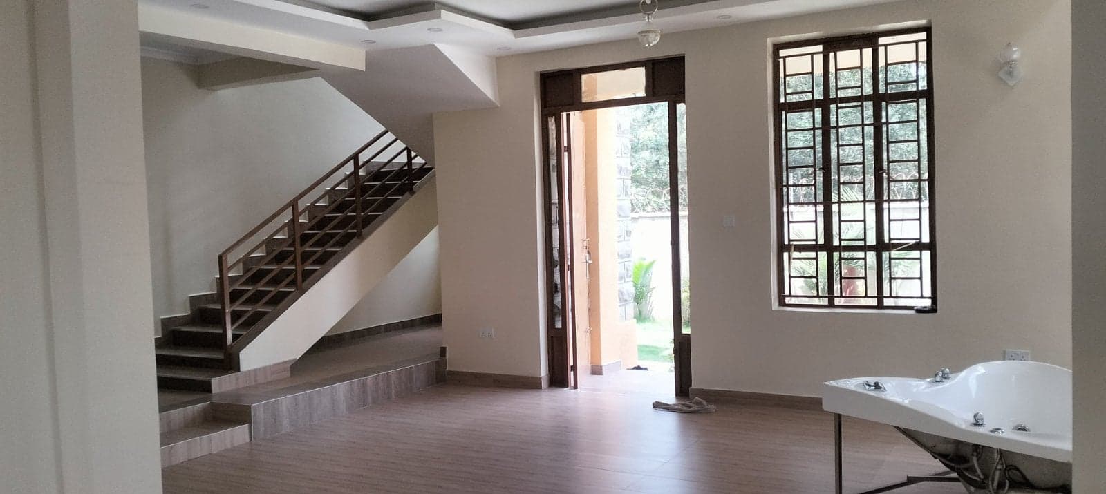 Property - Image 12