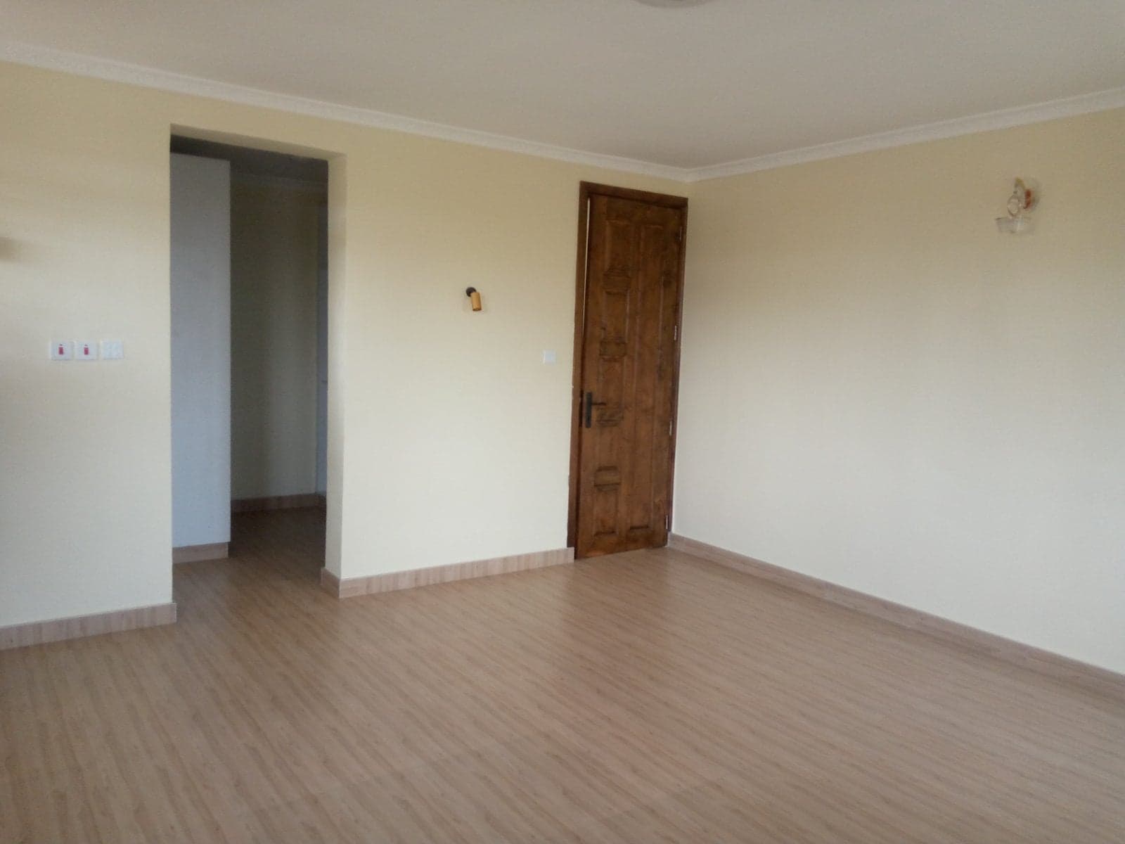 Property - Image 30