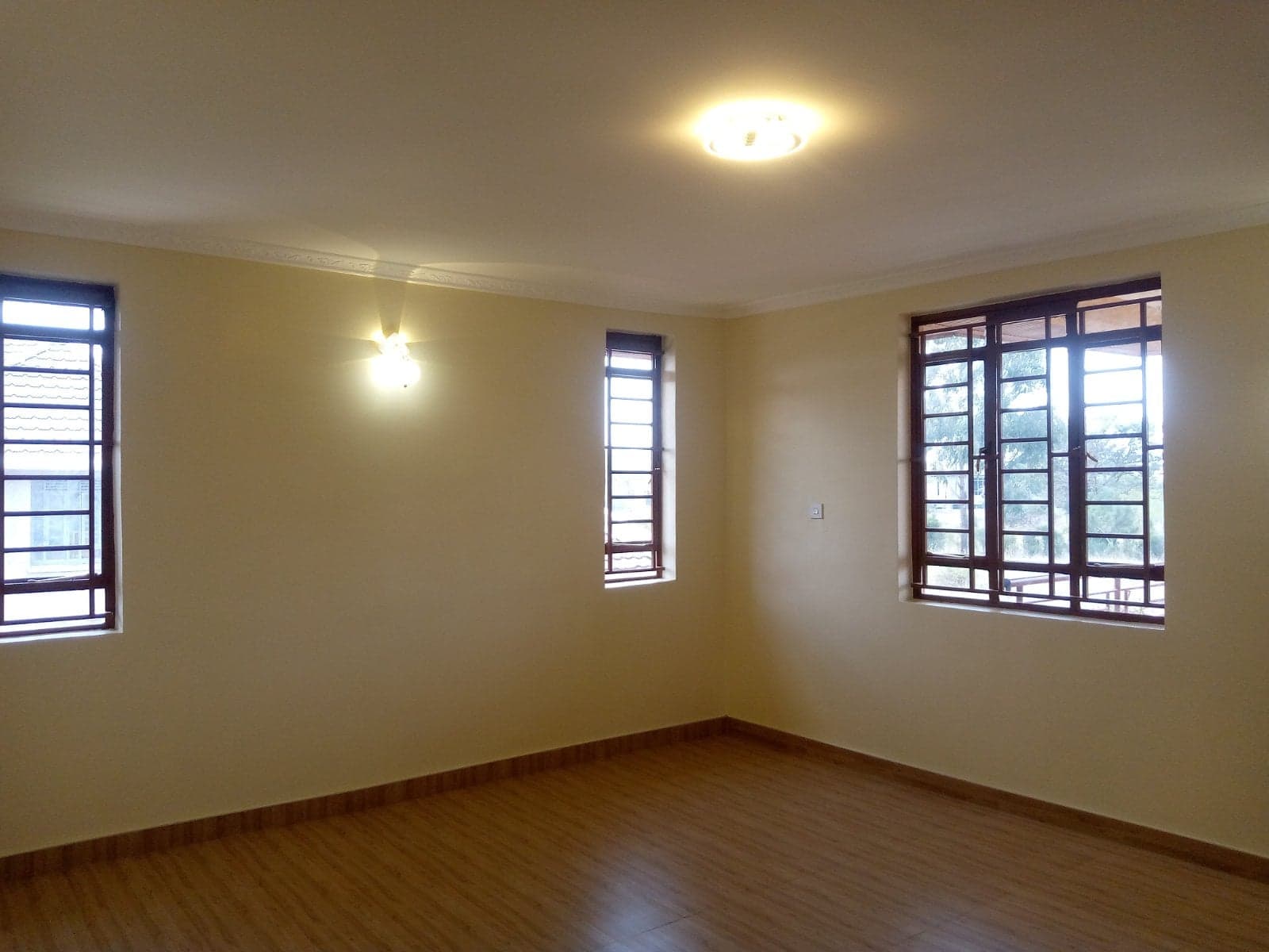 Property - Image 27