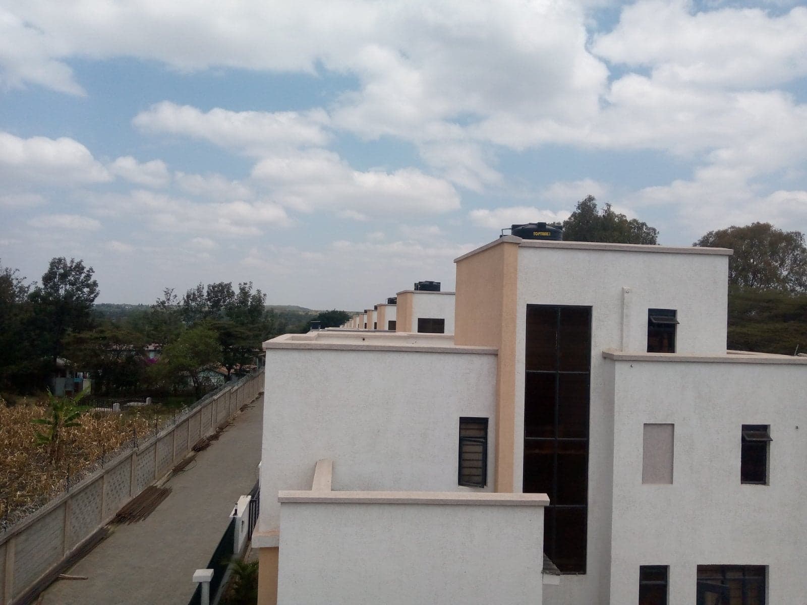 Property - Image 4