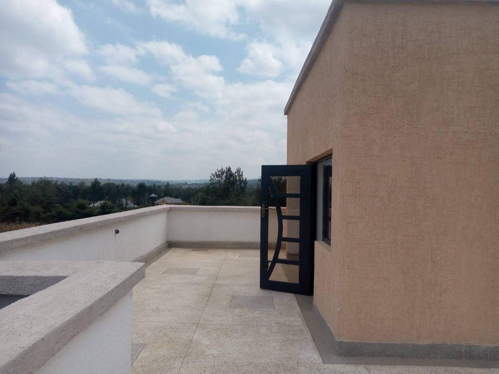 Property - Image 5