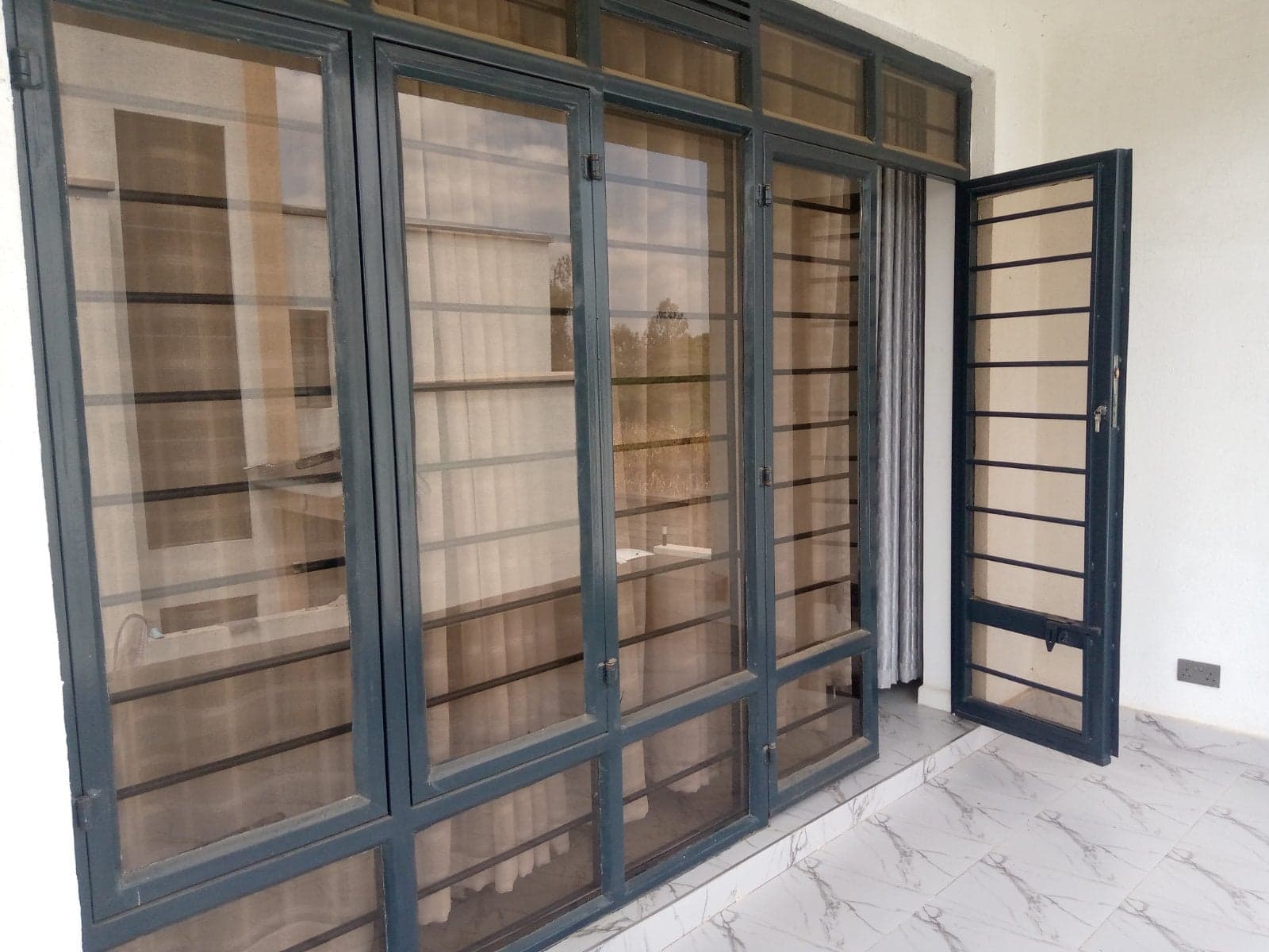 Property - Image 6