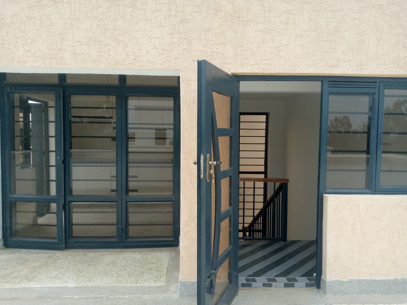 Property - Image 30
