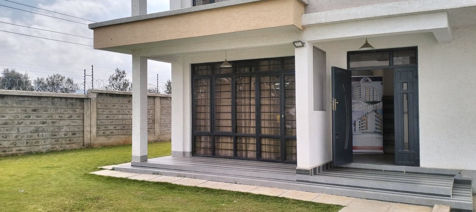 Property - Image 32