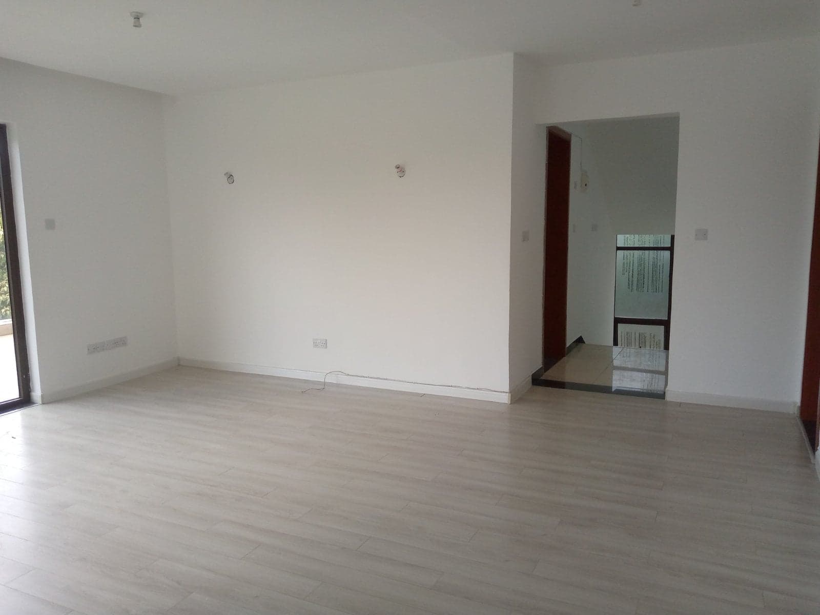Property - Image 24