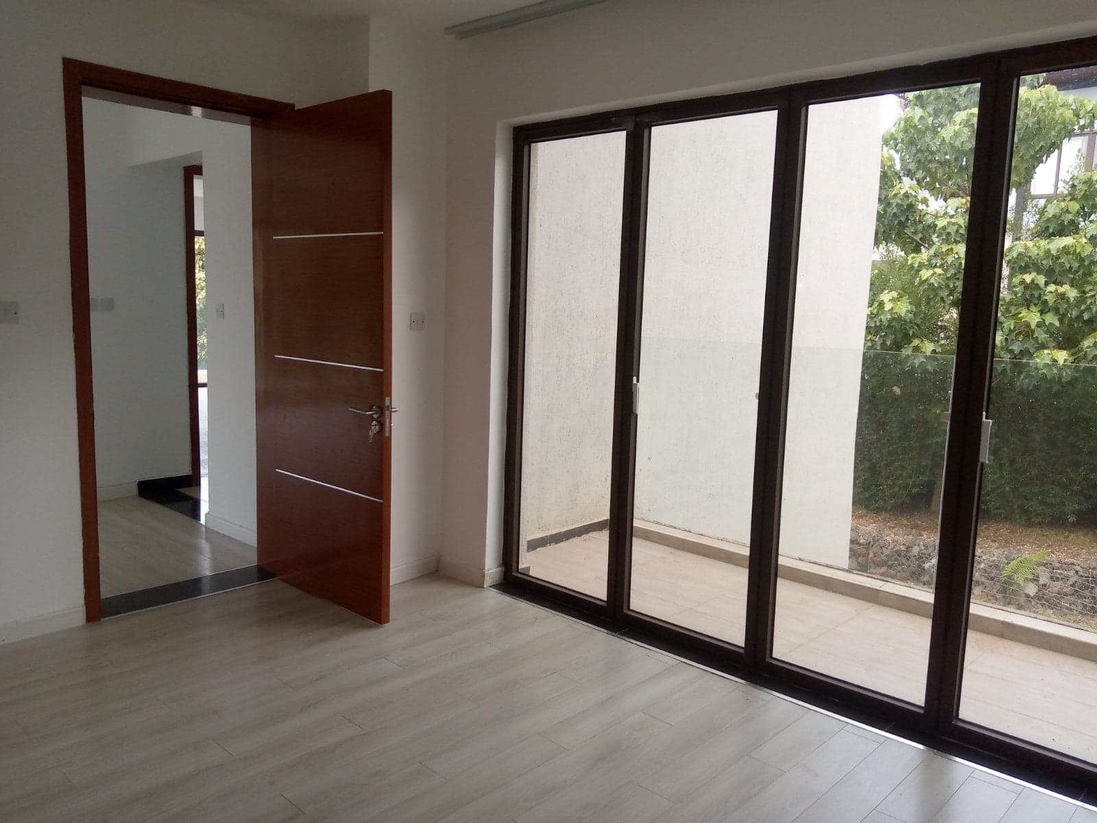 Property - Image 18