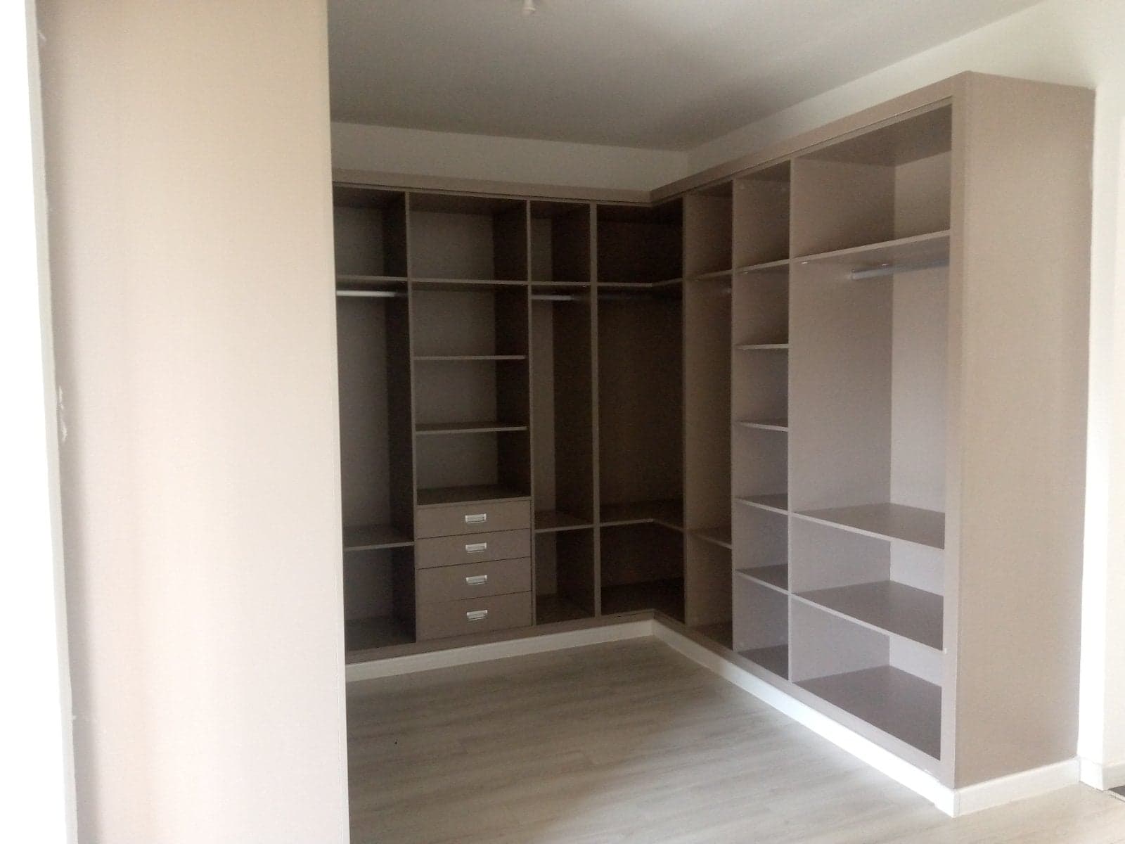 Property - Image 25