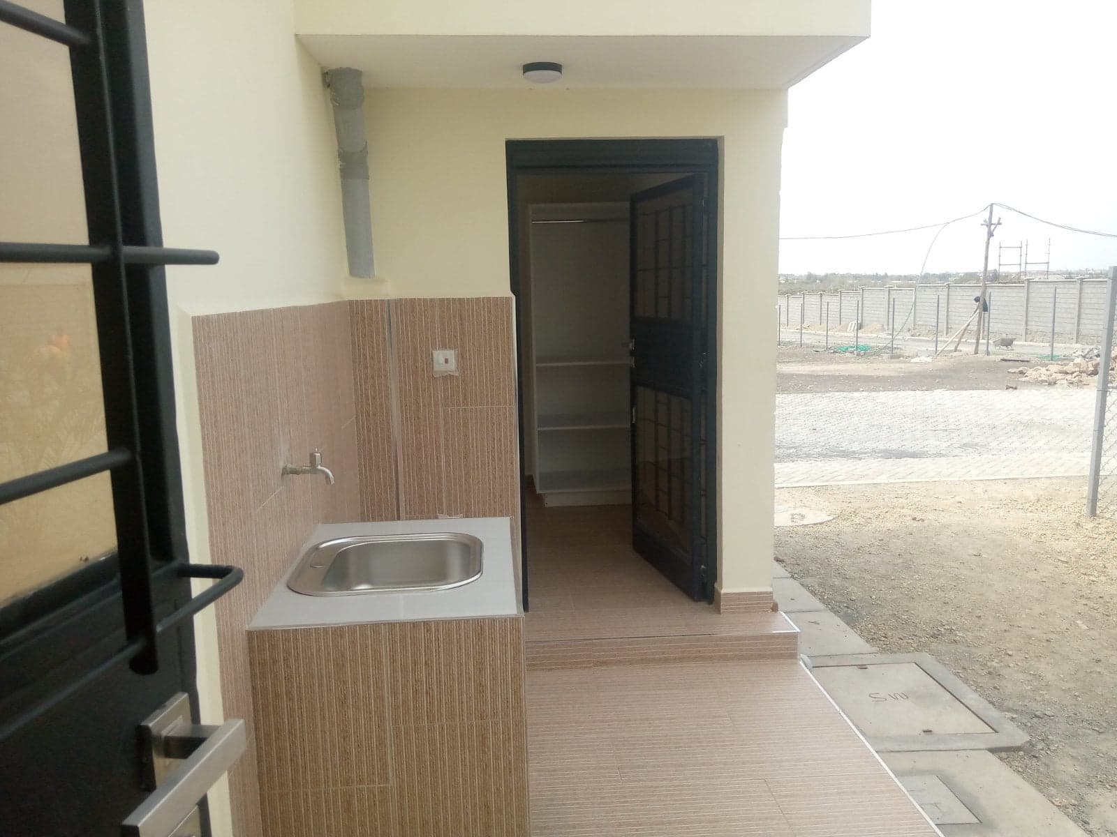 Property - Image 19