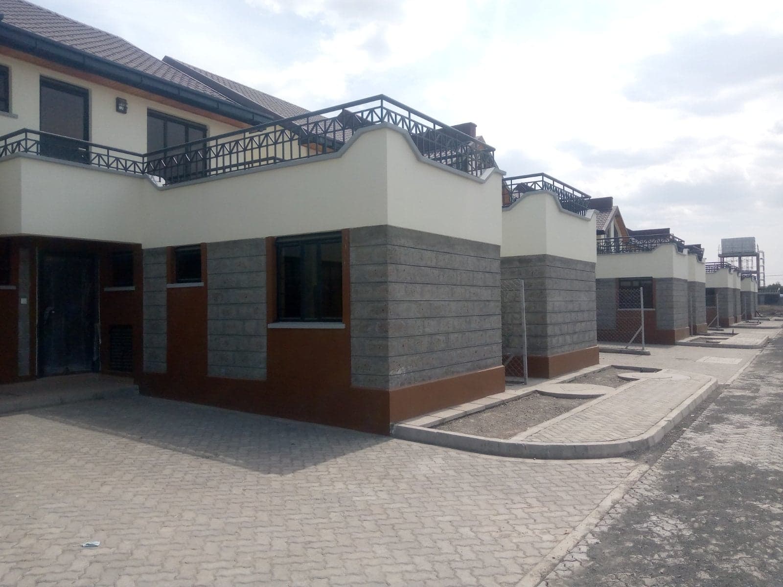 Property - Image 4