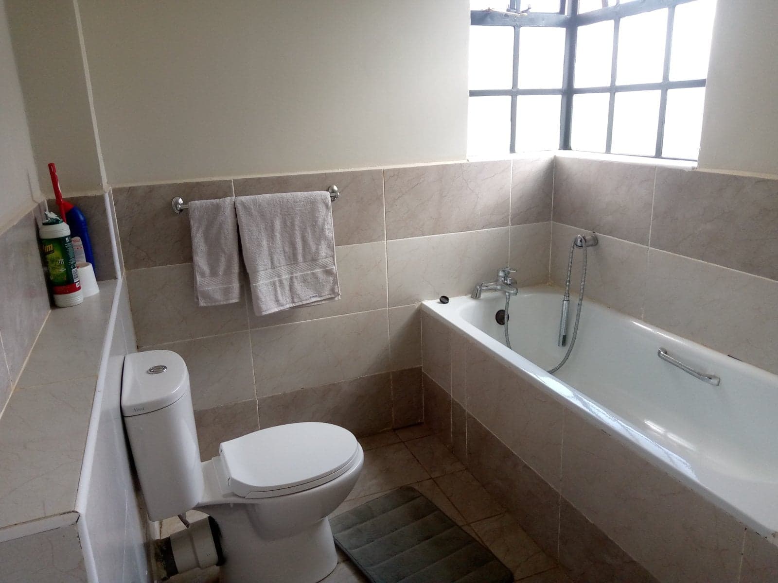 Property - Image 19