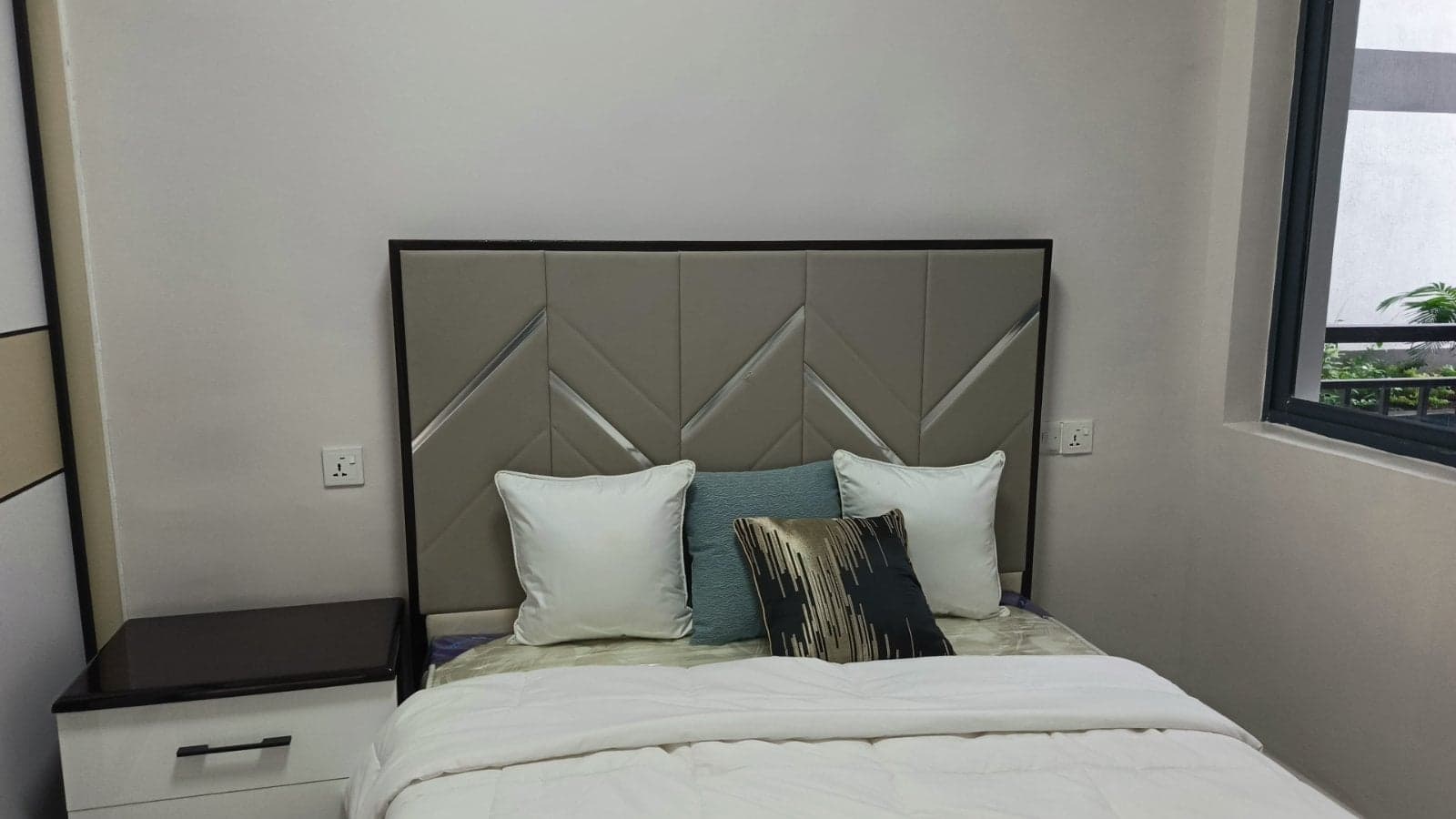 Property - Image 11