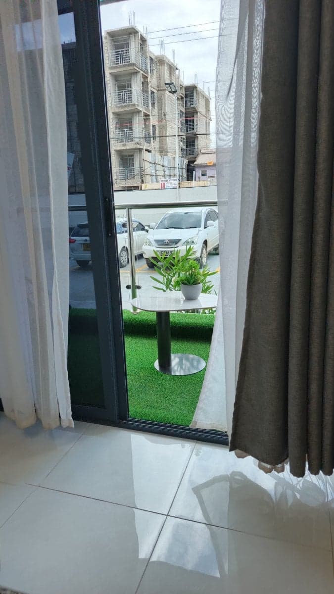 Property - Image 4