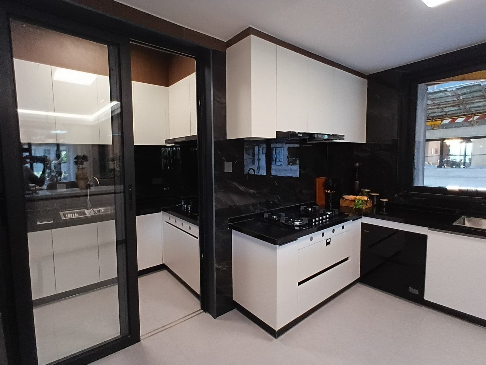 Property - Image 7