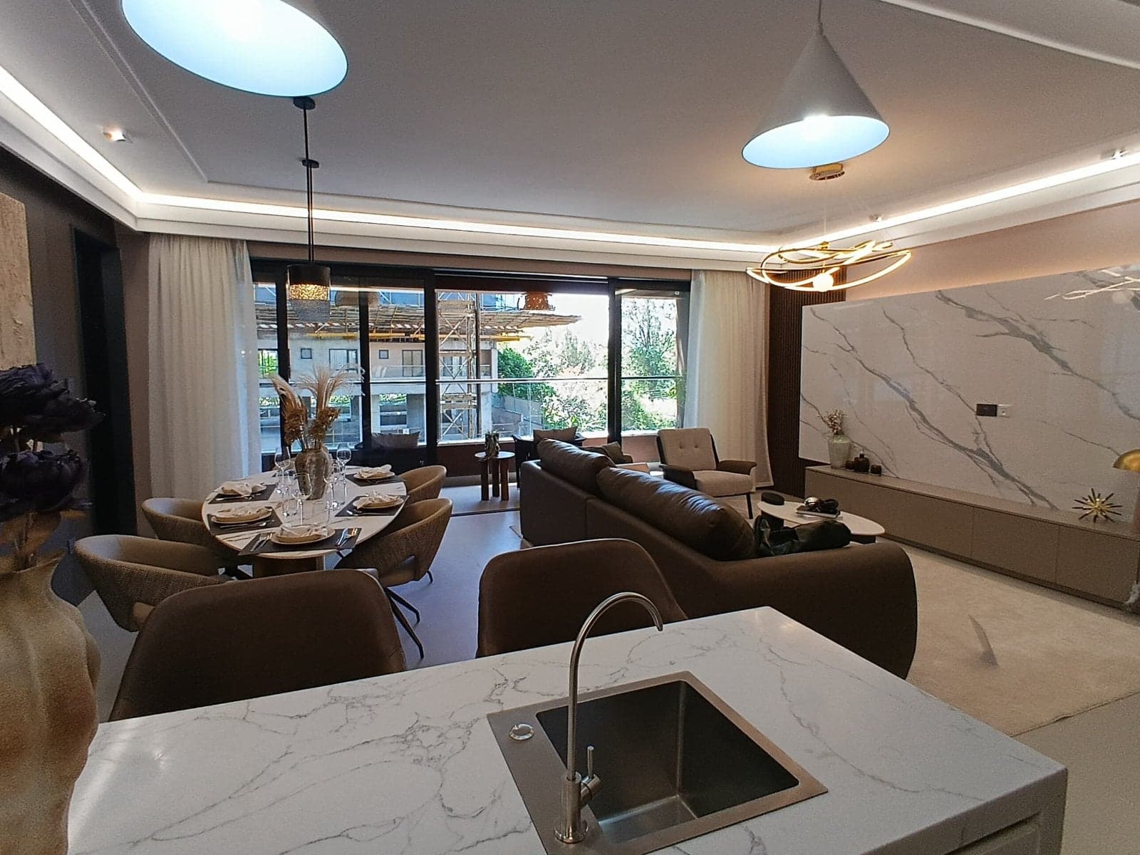Property - Image 10