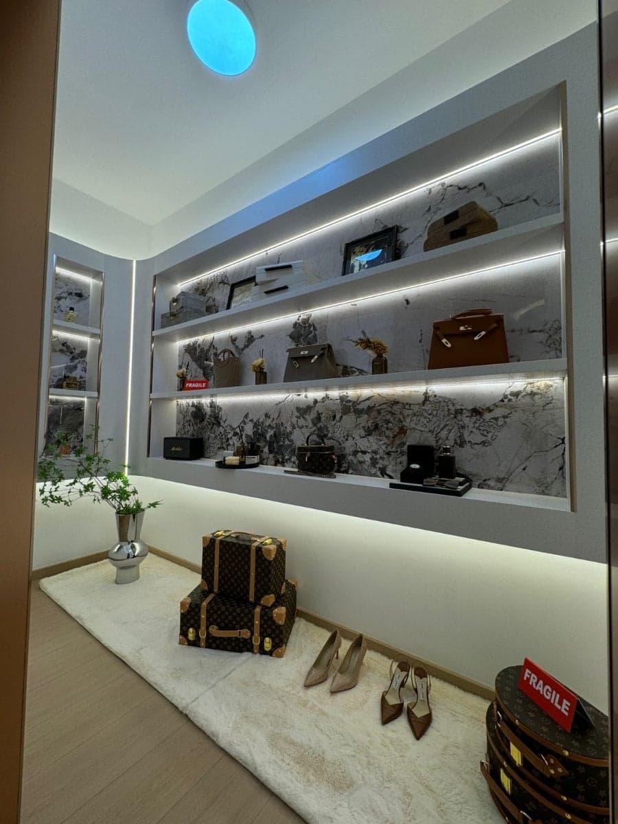 Property - Image 6