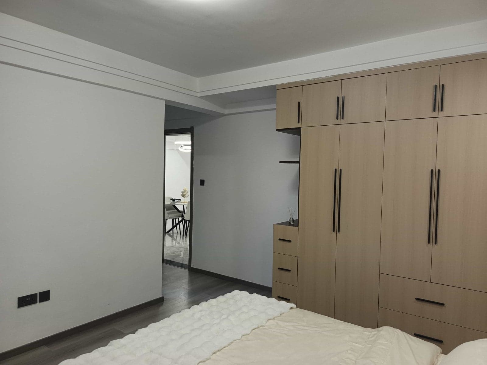 Property - Image 12