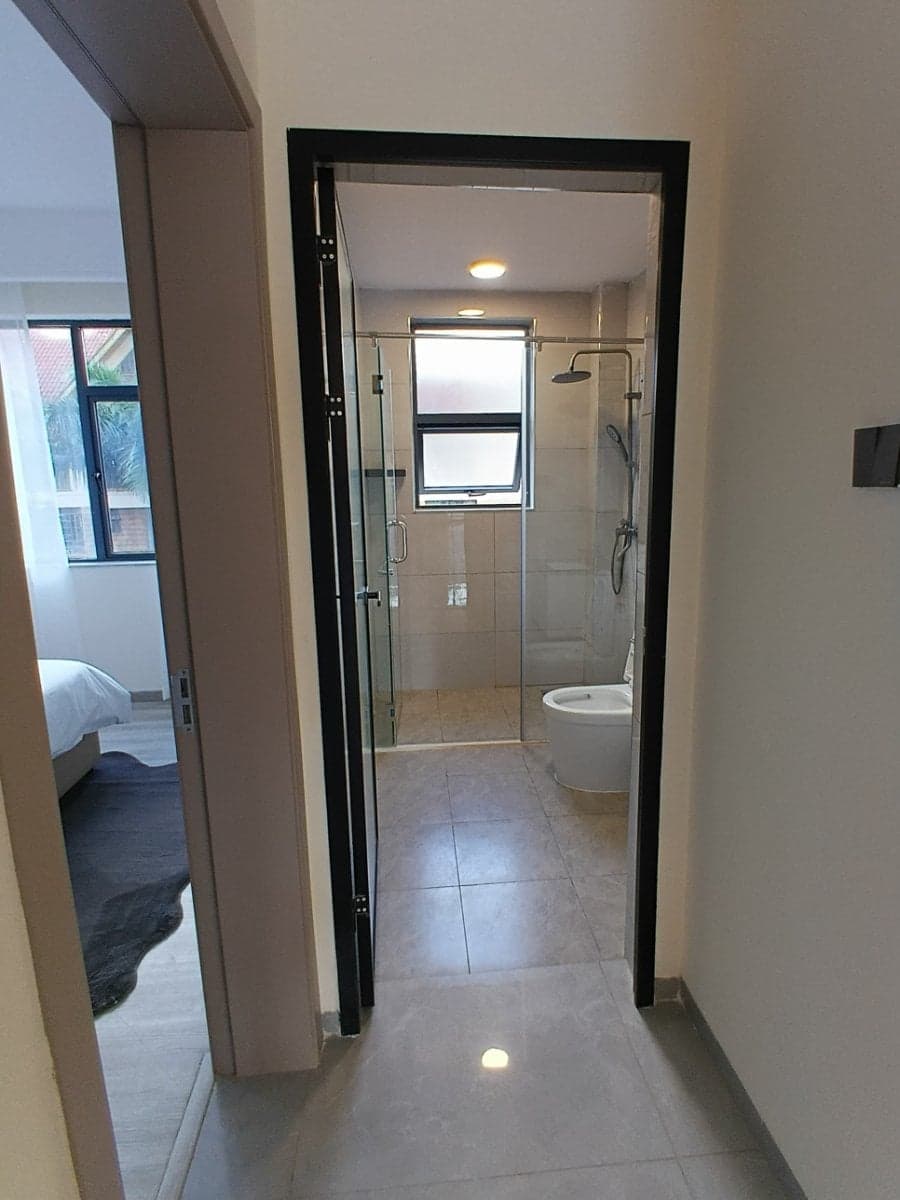 Property - Image 9