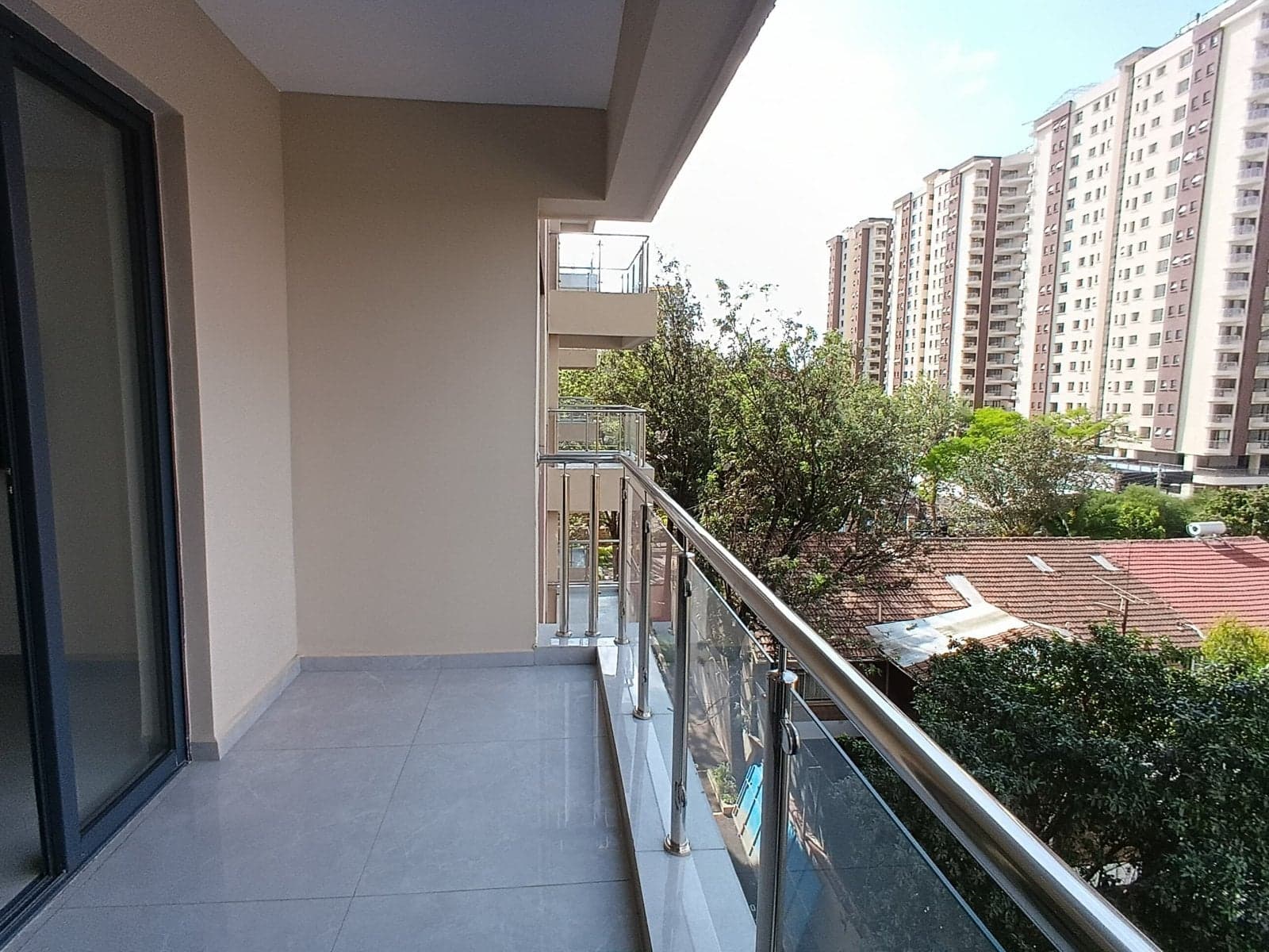 Property - Image 4