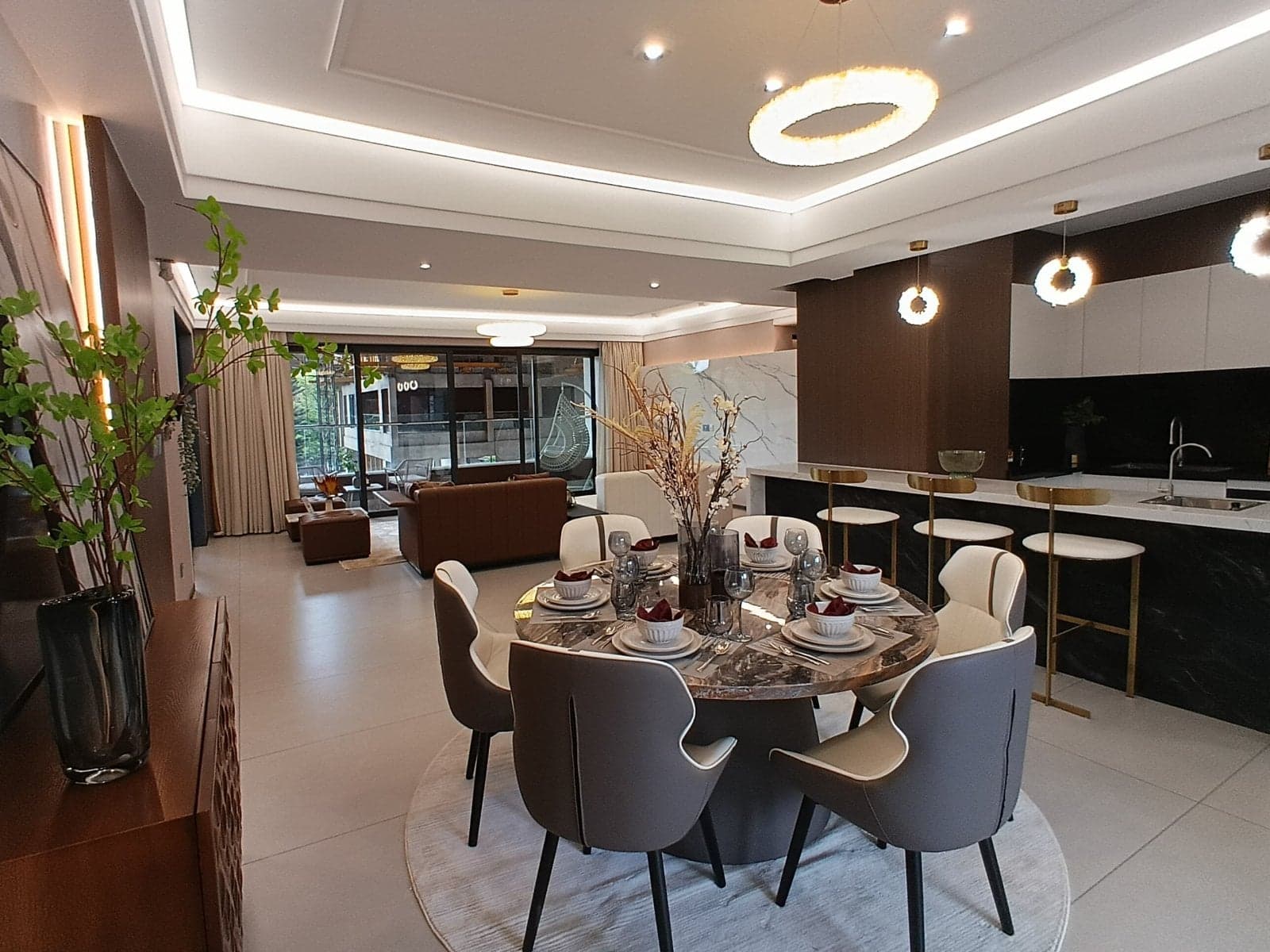 Property - Image 19
