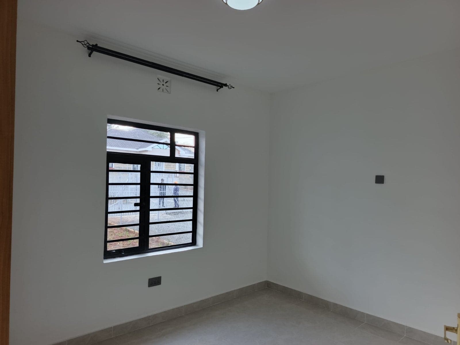 Property - Image 23