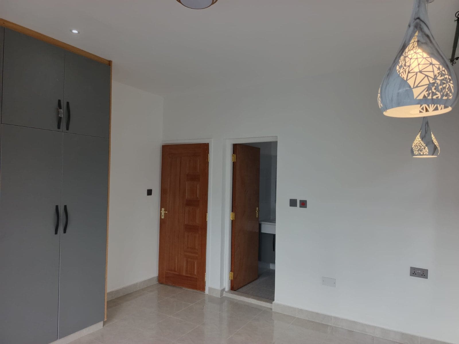 Property - Image 21
