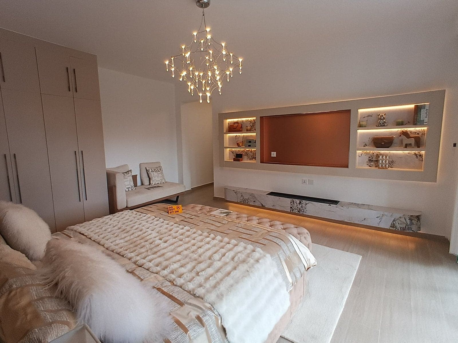 Property - Image 5