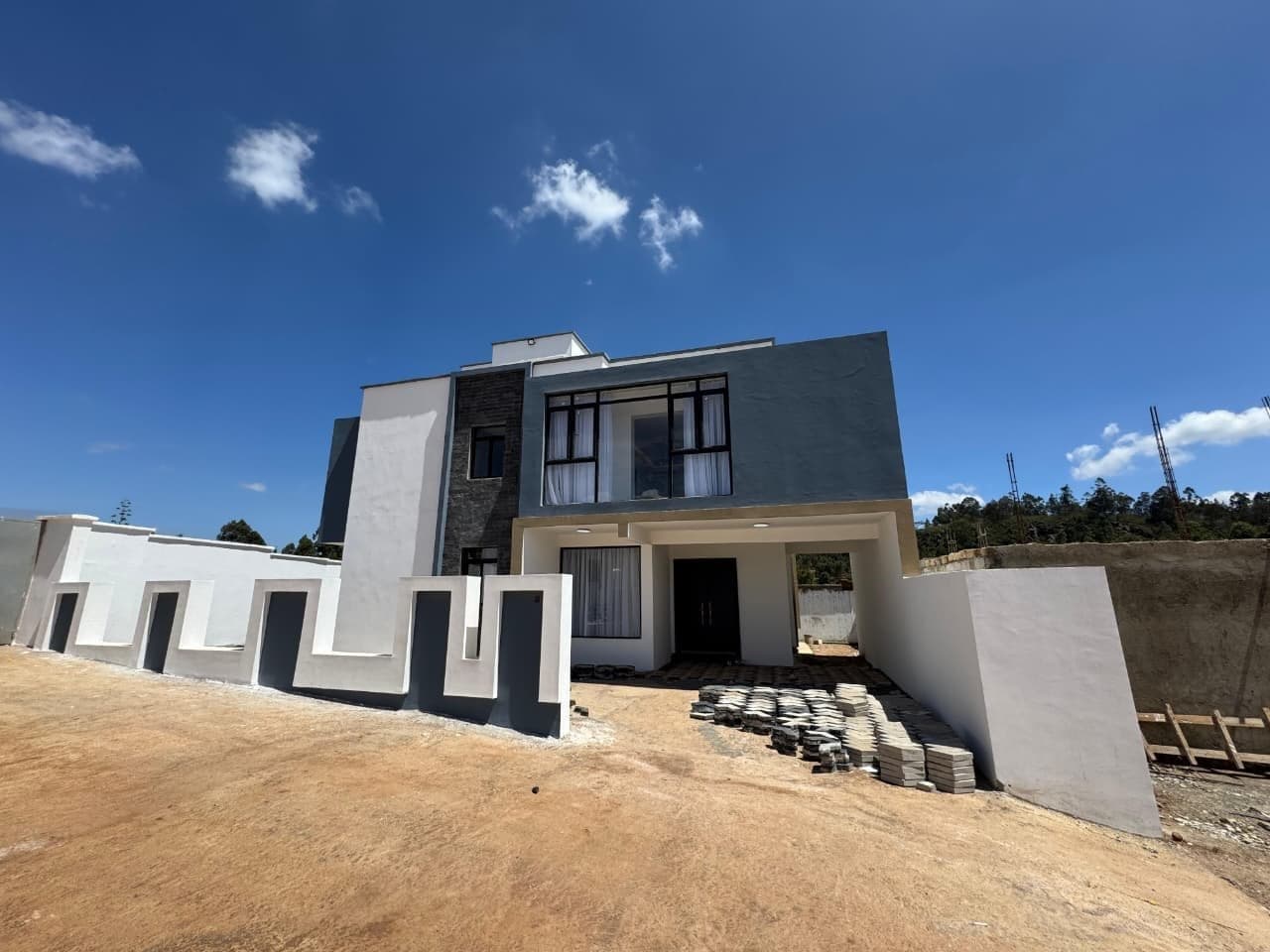 Property - Image 3