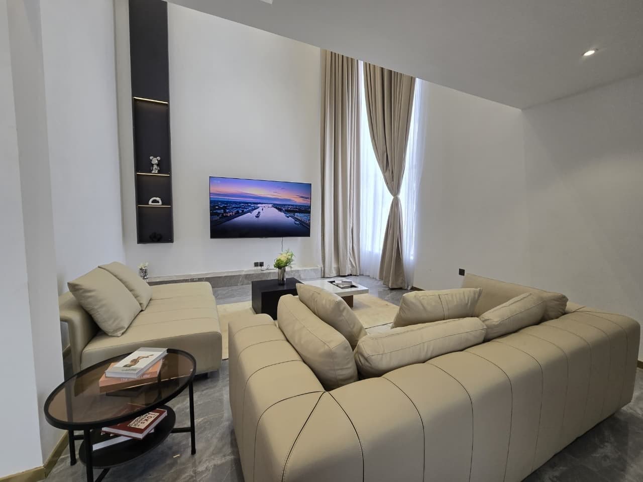 Property - Image 7