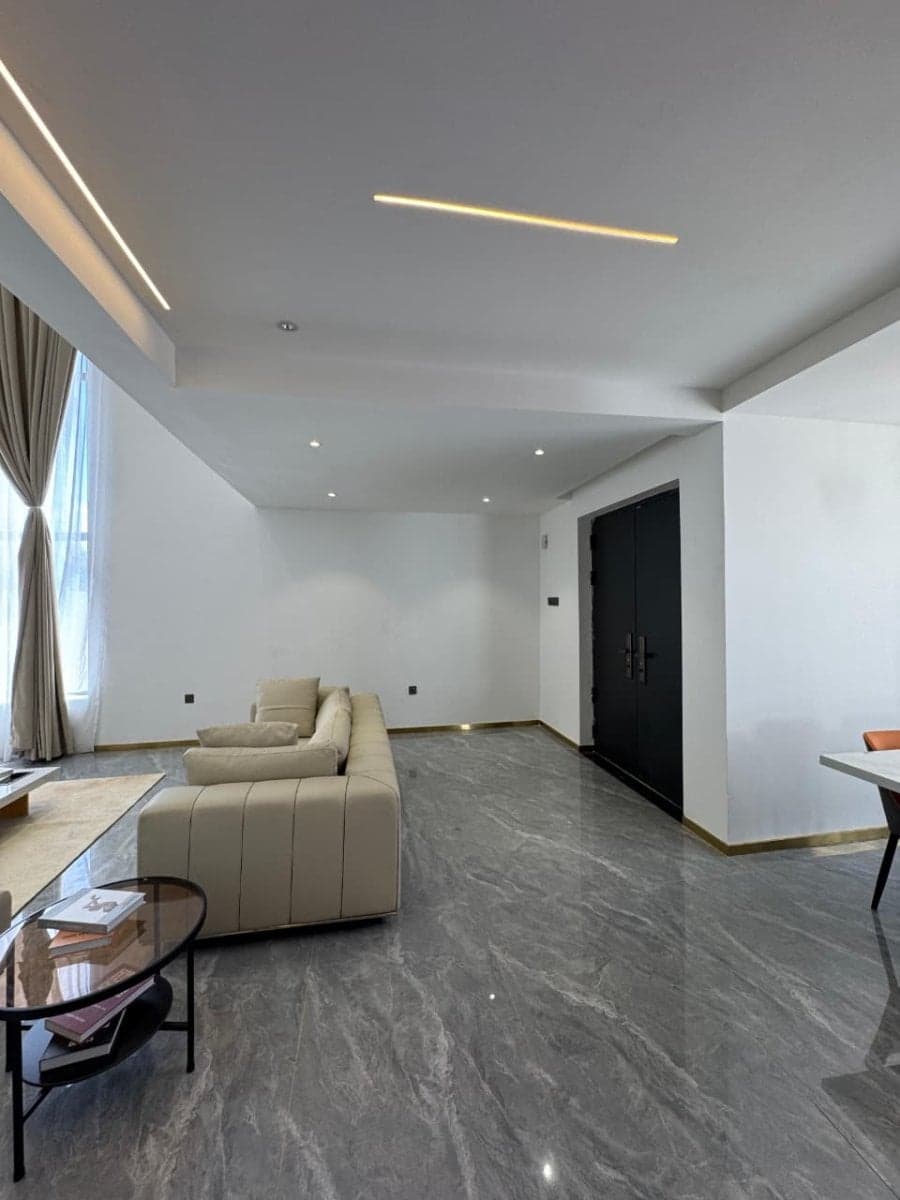 Property - Image 6