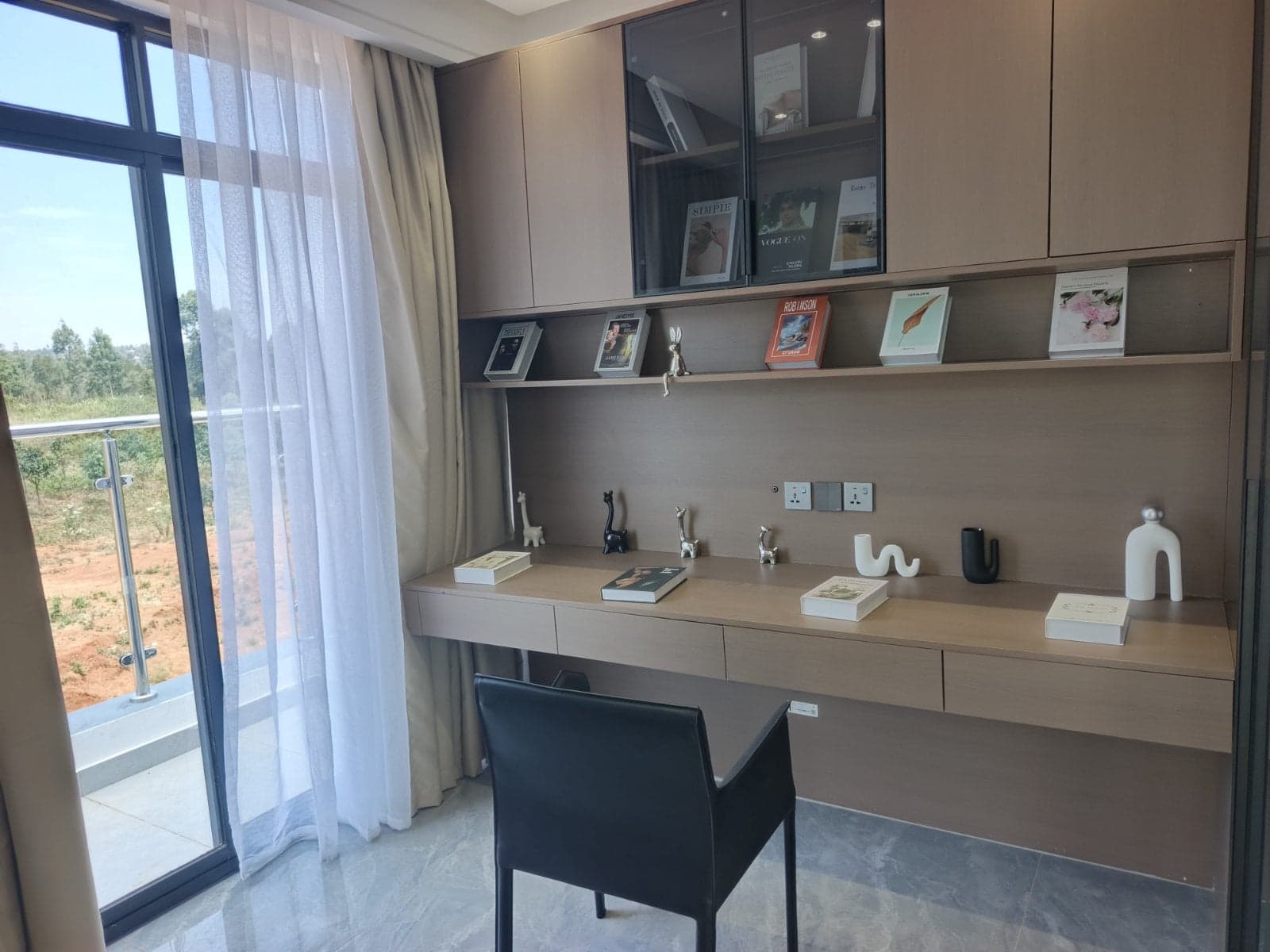 Property - Image 17
