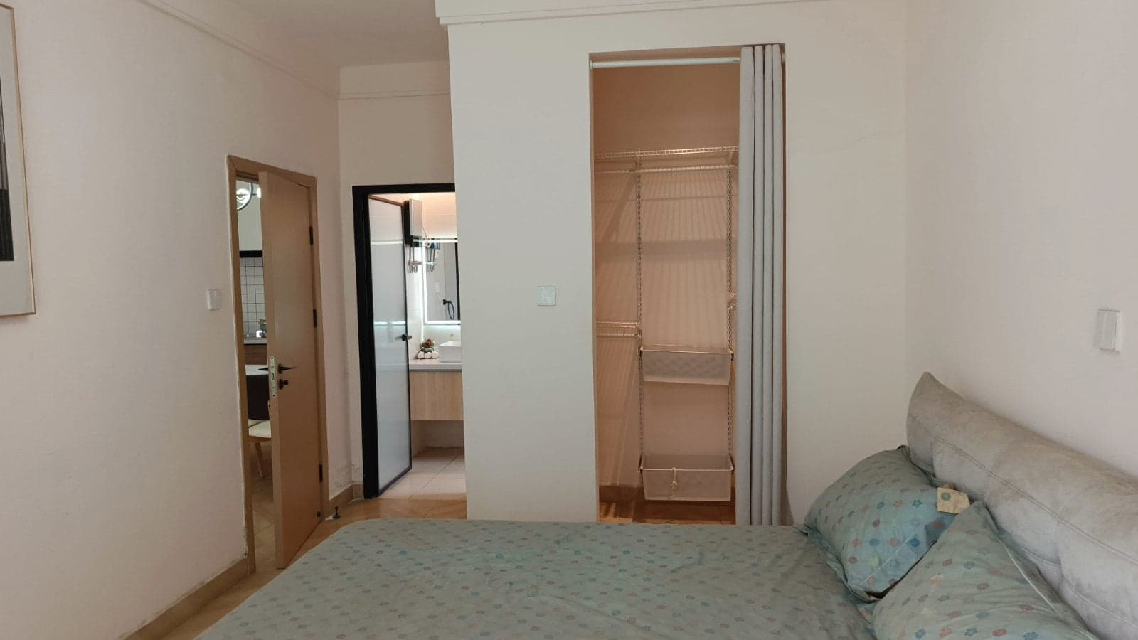 Property - Image 2