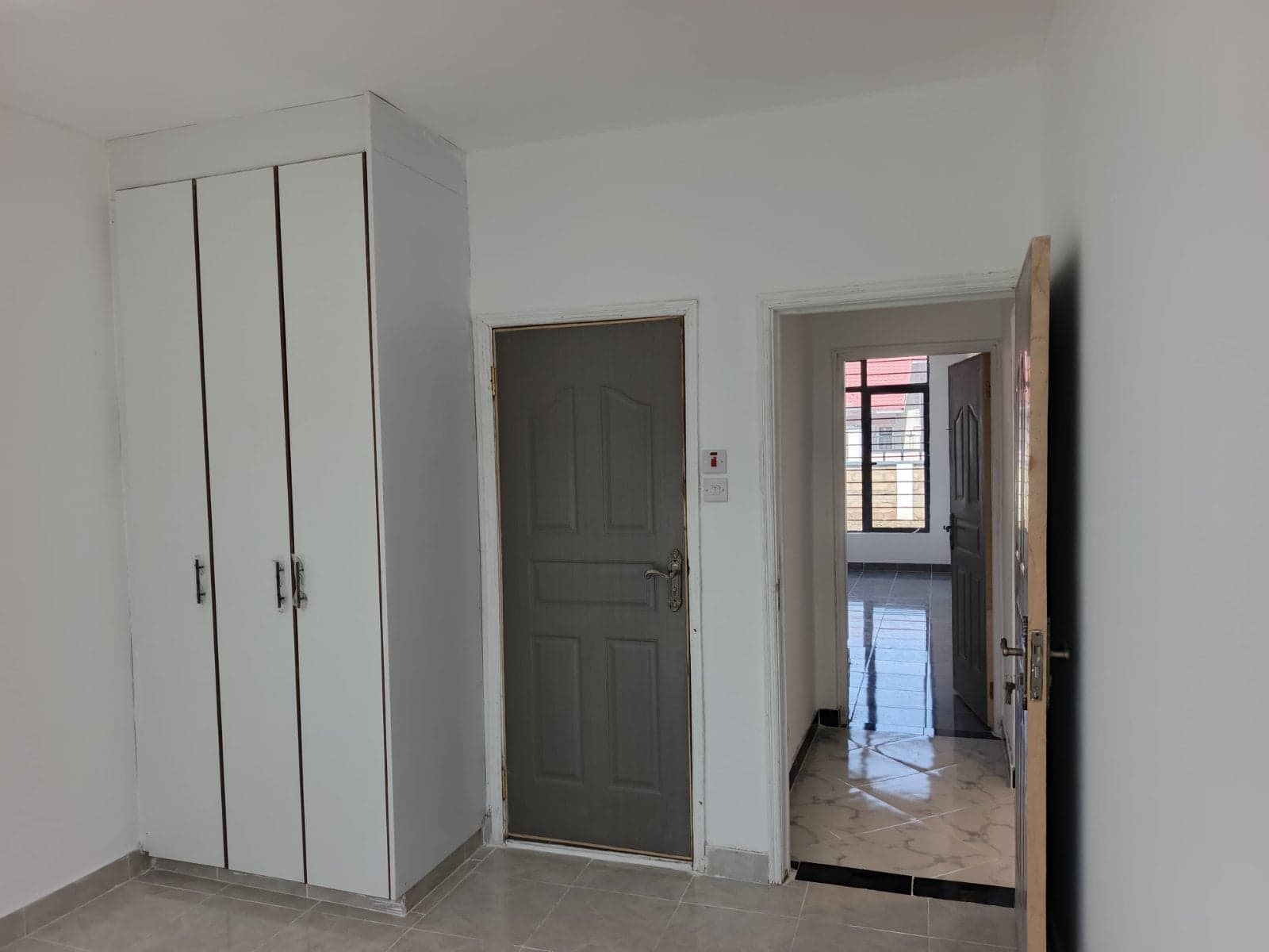Property - Image 16