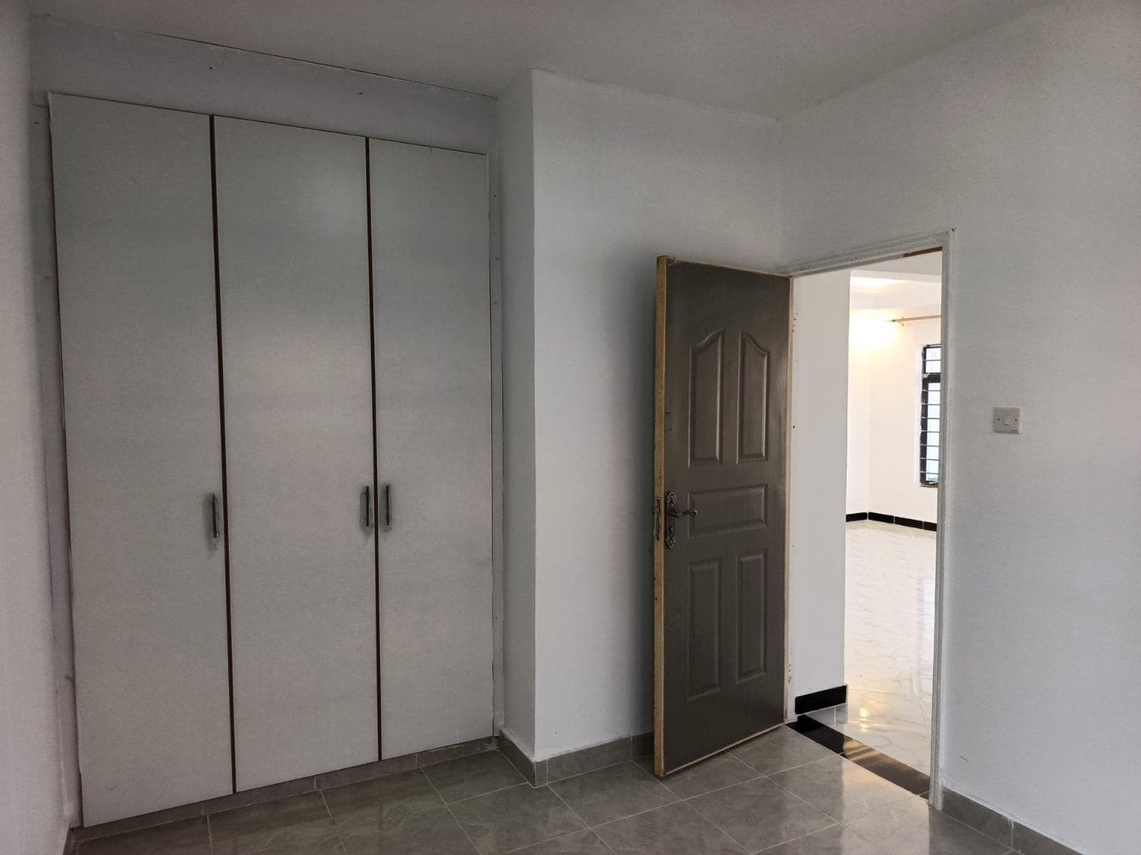 Property - Image 8