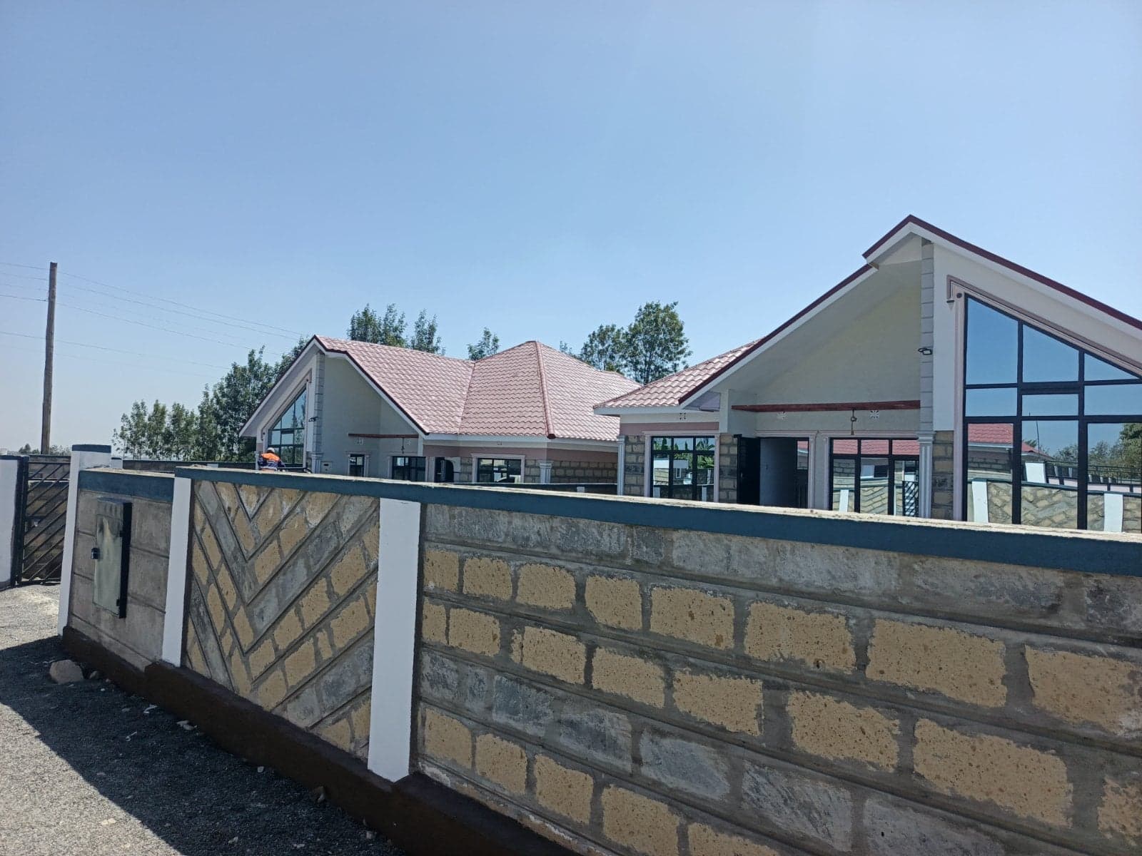 Property - Image 13