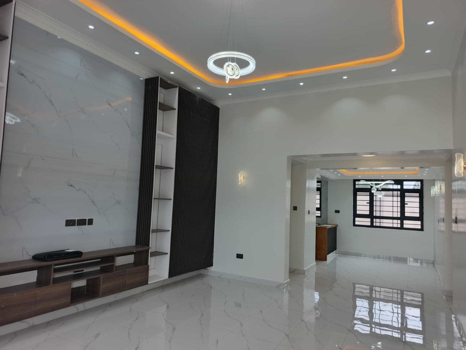 Property - Image 3