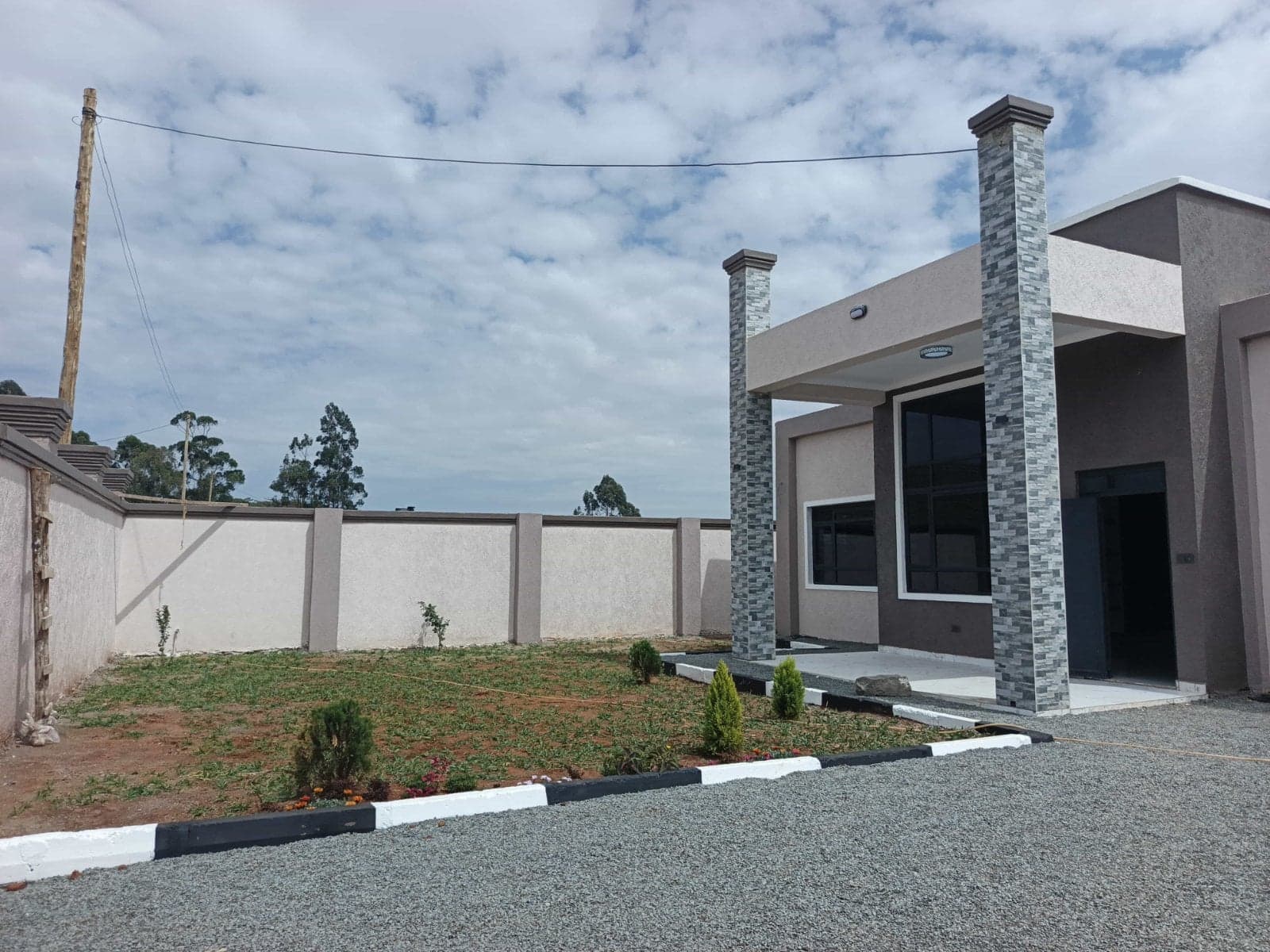 Property - Image 2
