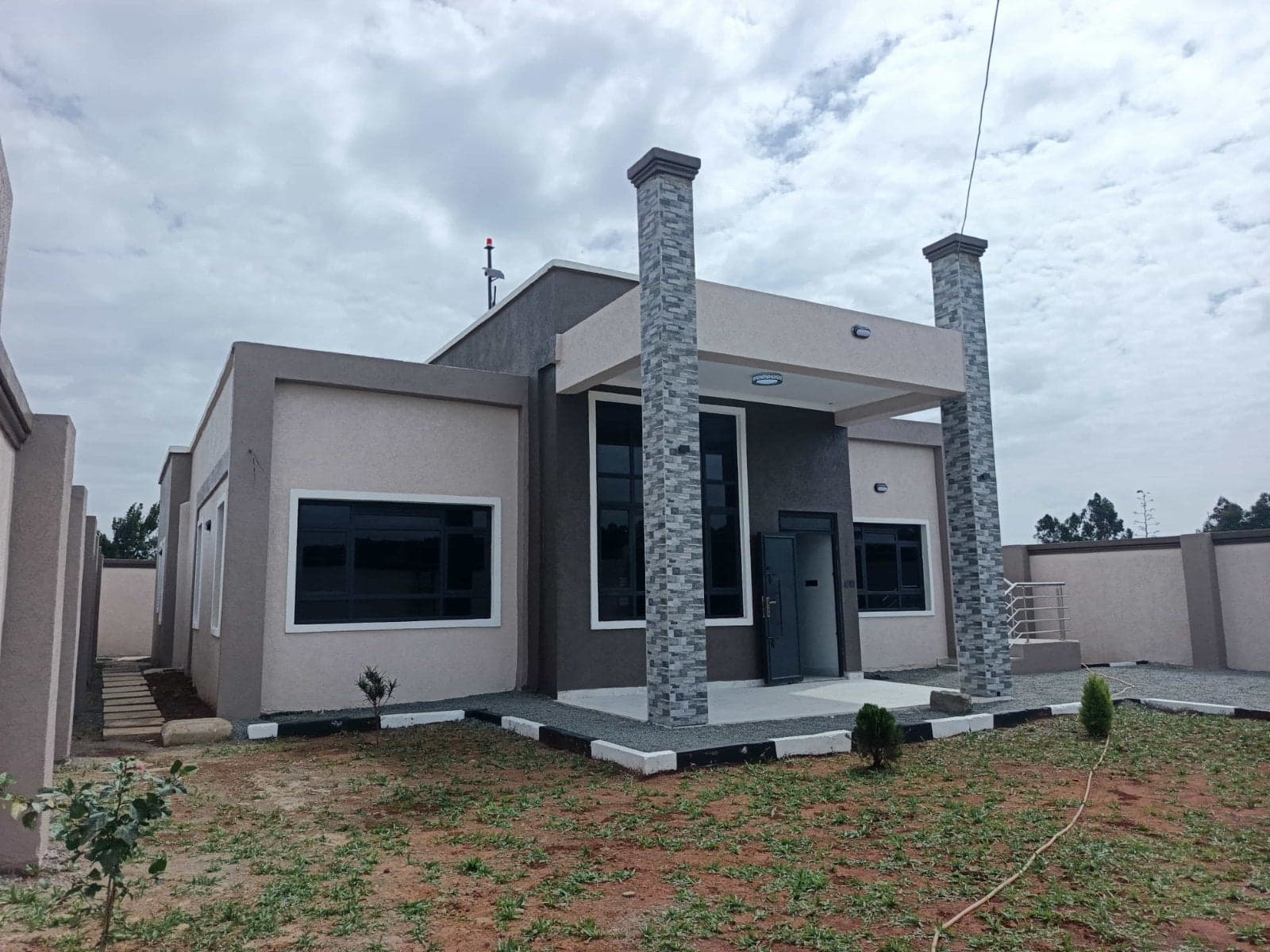 Property - Image 11