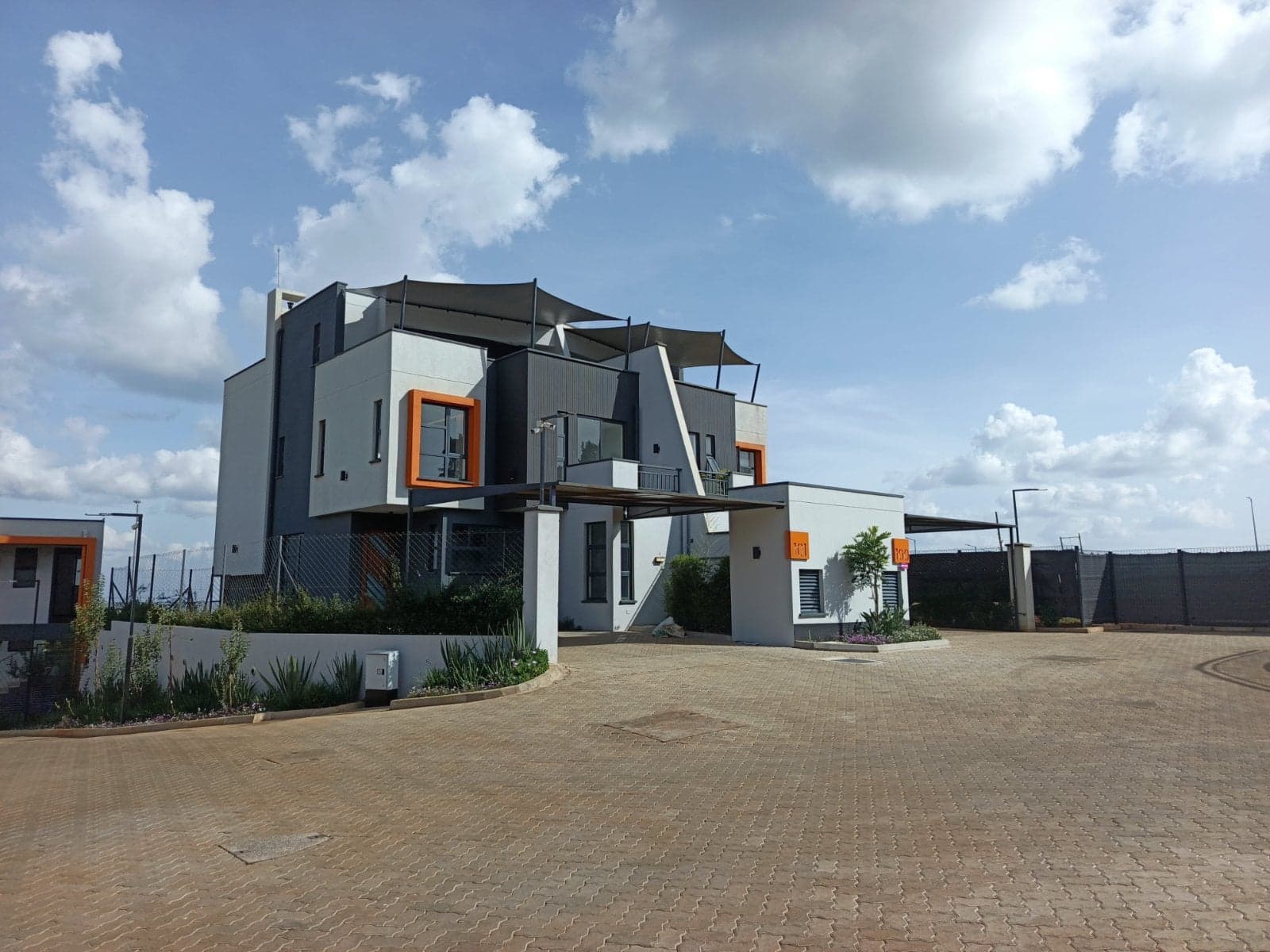 Property - Image 5